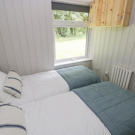 Saltwater Vila Haverfordwest Exterior foto