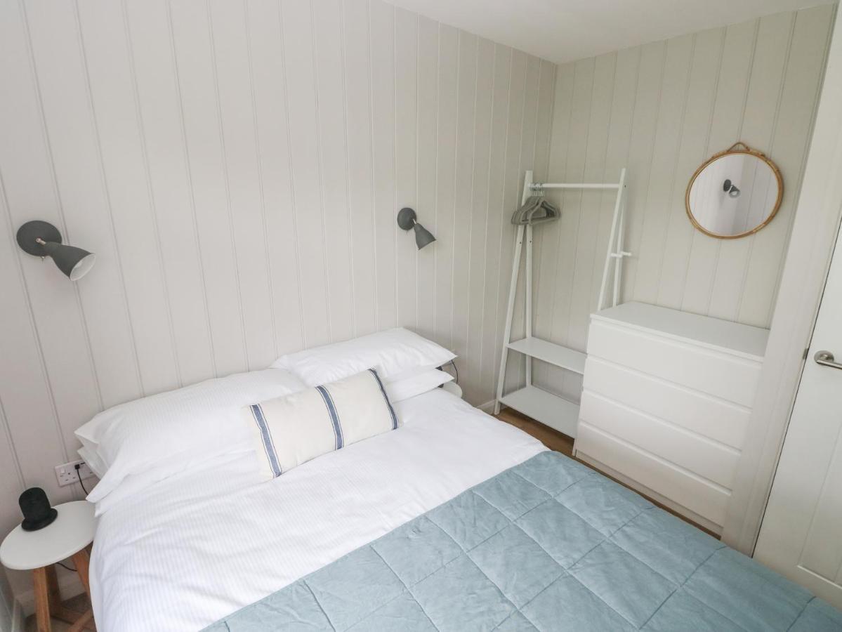 Saltwater Vila Haverfordwest Exterior foto